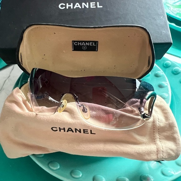 Meet your Posher, Joanne - Picture 3 of 6